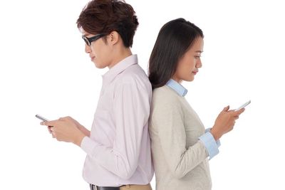 3 Kesalahan Cowok yang Bikin Cewek Menjauh, Catat Biar PDKT Enggak Gagal!