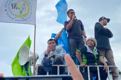 Ikut Demo Tolak Perppu Ciptaker di DPR, Rocky Gerung Tuntut Hak Rakyat Indonesia