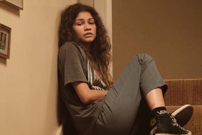 Zendaya Dilaporkan Digaji Rp15 Miliar per Episode untuk Musim Ketiga Euphoria