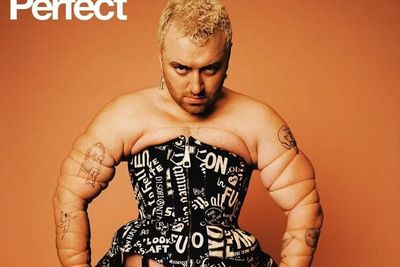 Photoshoot Vulgar Sam Smith untuk Majalah Jadi Sorotan, Netizen: Menjijikan