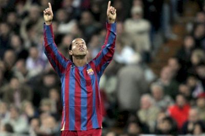 Dijuluki Si Penyihir, Ronaldinho Tumbuh dari Sepak Bola Jalanan