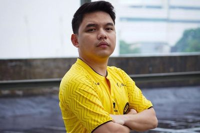 Coach Adi Akui Lebih Menantang Latih ONIC Ketimbang RRQ, Ah Masa?