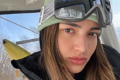 Liburan ke Jepang, Wajah Nia Ramadhani Gak Makeup Jadi Sorotan: Gila Cantiknya