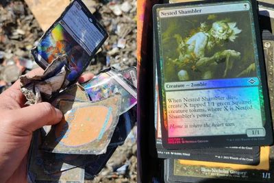 Jackpot! Pria Ini Temukan Kartu Langka Game Magic: The Gathering, Seharga Rp3,8 M