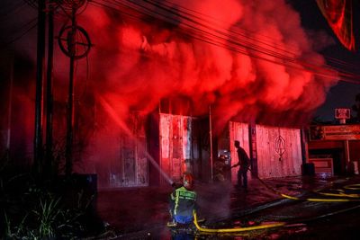 Breaking News! Depo Pertamina Plumpang Jakarta Utara Terbakar!