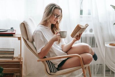 Wajib Tahu! 4 Rekomendasi Buku tentang Feminisme dan Gender, Cocok untuk Pemula