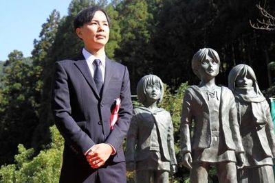 Kreator Attack on Titan Sabet Penghargaan di Festival Komik Prancis Cannes of Comics