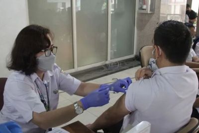 Semakin Membaik, COVID-19 Indonesia Hari Ini 165 Kasus Baru dan Sembuh 576 Orang