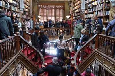 Livraria Lello: Toko Buku yang Jadi Inspirasi J.K. Rowling, Pecinta Harry Potter Merapat!