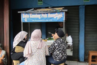 6 Kuliner Legendaris di Jalan Suryakencana Bogor, Pecinta Street Food Merapat!