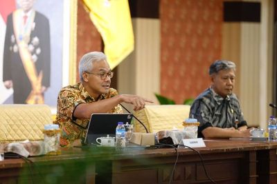 Masyarakat Jateng Banyak Mengeluh soal Jalan Rusak, Ganjar: Selesai Sebelum Lebaran