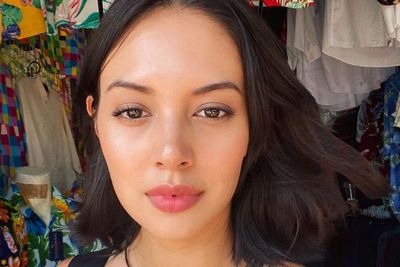 Aurelie Moeremans Jago Nih Main Ukulele, Baju Tidur Tipisnya Bikin Salfok: Maafin Tetangga