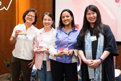 Memanfaatkan Teknologi untuk Memberdayakan Perempuan dan Meningkatkan Taraf Hidup