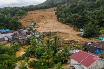Banjir Bandang Terjang Wilayah Himalaya, Empat Tewas dan Ratusan Orang Hilang