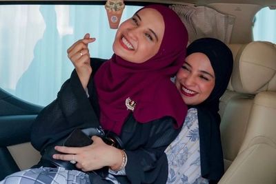Zaskia Sungkar Bersyukur Punya Adik Kaya Shireen, Banyak Petik Pelajaran Hidup