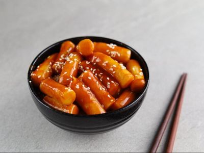 4 Makanan Korea Buat Teman Santai Nonton Drakor dan Variety Show Kesayangan, Awas Kalap