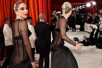 Momen Lady Gaga Refleks Lari Bantu Fotografer yang Jatuh di Red Carpet Oscar, Tuai Pujian