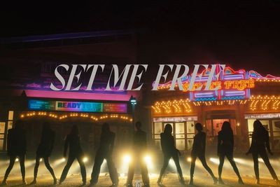 Review Lagu TWICE Set Me Free plus MV: Semakin Mature dengan Groovy EDM, Visual No Debat