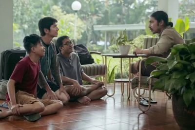 5 Rekomendasi Serial Komedi Indonesia yang Bikin Ngakak Mulu