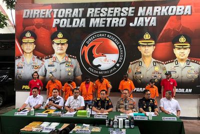 Tangkap WNA Brasil, Polda Metro Gagalkan Penyelundupan Kokain Modus Jadi Sabun Cair!