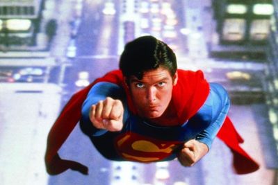 Jejak 7 Film Superhero Klasik Sebelum Era MCU dan DCEU: Dari Superman hingga Fantastic 4
