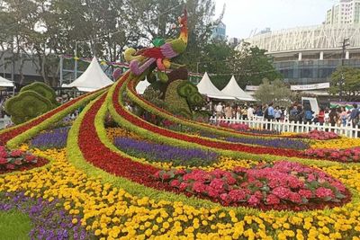 Indahnya Pameran Bunga di Hong Kong, Bikin Mata Gak Mau Kedip!