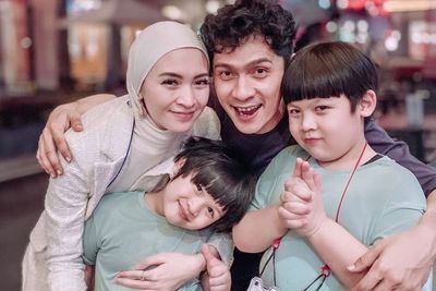 Tips Donita Agar Anak Dekat dengan Agama: Kasih Tahu Konsep Surga-Neraka