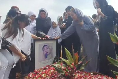 Cerita di Balik Wafatnya Nani Wijaya: Idap Infeksi Paru-paru dan Sempat Membaik