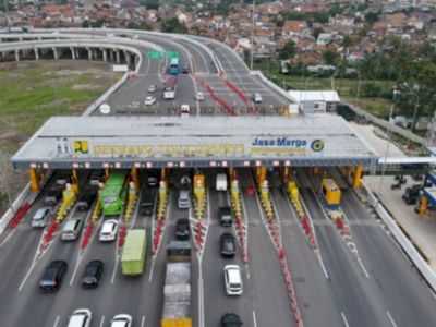 Hindari Lane Hogging saat Mudik, Ini 5 Etika Berkendara di Jalan Tol