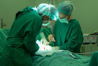 Perdana di Indonesia Timur, Transplantasi Ginjal Berhasil Dilakukan di RSUP Kandou Manado