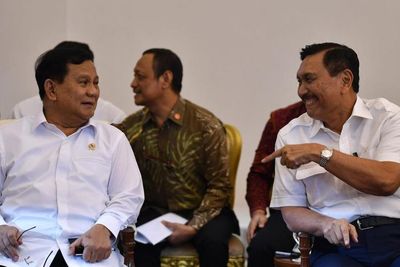 Momen Luhut Pandjaitan Bercanda ke Prabowo: Kau Jangan Macam-macam Bowo!