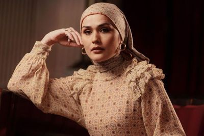 Aleza Hidupkan Kembali Barli Asmara Lewat The Pandora Show