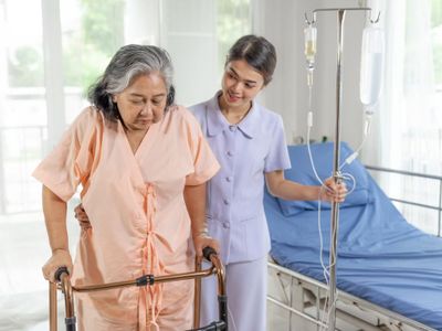 Penderita Stroke Diimbau Batasi Makanan Tinggi Lemak saat Berbuka Puasa dan Sahur