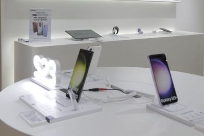 Kegunaan Smartphone Zaman Sekarang, Estetik dan Dukung Gaya Hidup Aktif