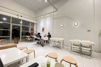 Kafe Hi Ray yang Tetap Eksis di Parepare Meski Tak Sediakan Wifi Gratis, Ini Alasannya!