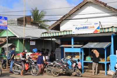 Cerita Sunarti, AgenBRILink di Desa Lasitae Kenalkan Layanan Bank ke Masyarakat