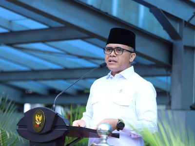 MenpanRB Abdullah Azwar Anas Ditunjuk Jadi Menkopolhukam Ad Interim