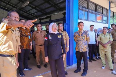 Menaker Ida Dampingi Presiden Jokowi Resmikan PYCH di Jayapura