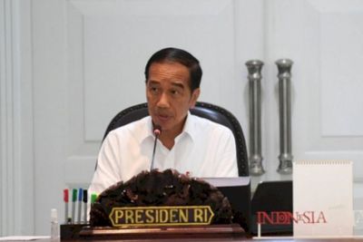 Yusril Khawatir Presiden Jokowi Dituduh Anti-Islam karena Larang Pejabat Bikin Bukber