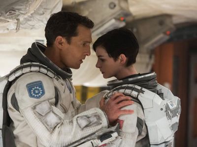 3 Rekomendasi Film Sci-Fi dengan Alur Perjalanan Waktu dan Konsep Paradoks