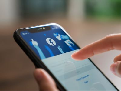 Beranda Facebook Mulai Toxic? Ini Cara Jitu Atur Algoritma Agar Kembali Sehat dan Bersih