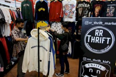 Pemerintah Larang Jual Baju Bekas Impor di E-Commerce, Gimana Nasib Pedagang di Facebook?