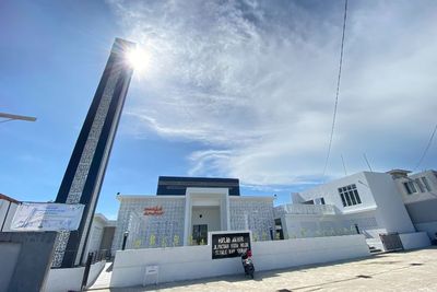 Masya Allah! Viral di Sulsel, Masjid Ka bah Ini Ternyata Dibangun dengan Dana Pribadi