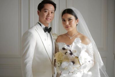 Mewahnya Gaun Pengantin Valencia Tanoe bak Bangsawan Eropa, Rancangan Desainer Putri Arab!
