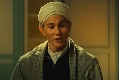 Belajar Gestur Ceramah Buya Hamka, Vino G Bastian Hanya Andalkan Foto dan Cerita Keluarga