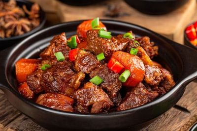 Rekomendasi Resep Menu Sahur Hari ke-3 Ramadan, Beef Tumis Pedas Menggiurkan!
