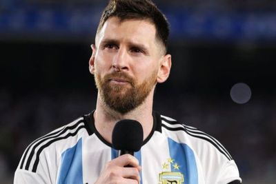 Messi Dapet Tekel Horor dari Pemain Panama, Kakinya Sampai Berdarah-darah!