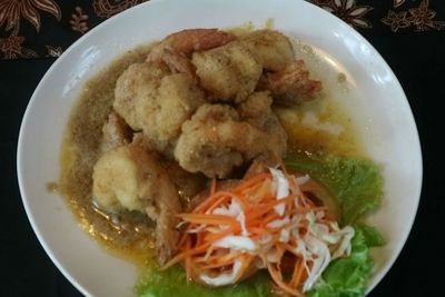 Begini Cara Bikin Udang Saus Telur Asin, Cocok untuk Menu Sahur atau Berbuka Puasa!