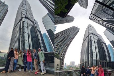 Viral Spot Foto Instagramable Ala Times Square New York di Kawasan SCBD, Siapin OOTD Keren