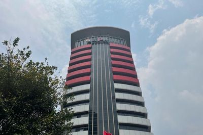 KPK Sidik Kasus Dugaan Korupsi di Kalteng, Bupati Kapuas dan Istrinya Jadi Tersangka!